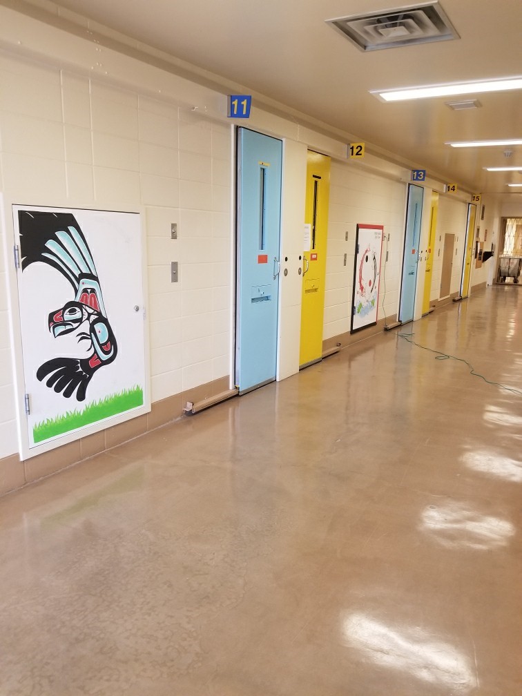 Photo de la rangée de l’UIS à l’Établissement de Bowden.